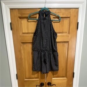 Very J Black and White Striped Apparel